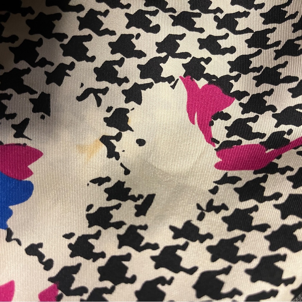 Balenciaga Blue and Pink Floral houndstooth Scarf, 100% silk - Picture 7 of 7